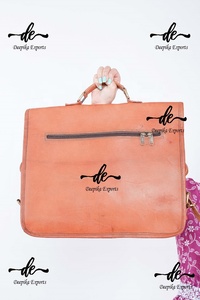 Unisex Stylish Leather Messenger Bag Office Use Laptop Bag Handmade Messenger Leather Bags - Product Image 4