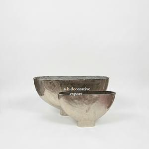 Jarrón decorativo de metal con base plateada, hecho a mano, centro de mesa, vajilla de primera calidad con acabado artesanal para bodas y hoteles - Product Image 6