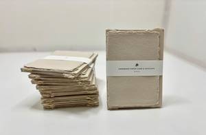 Ensemble d'enveloppes en papier fait main minimalistes, notes vierges à bords festonnés, papeterie moderne pour calligraphie, suite d'invitations de mariage - Product Image 2