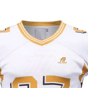 Jersey de Fútbol Americano Personalizado de Alta Calidad con Costuras Resistentes, Tejido Transpirable y Absorbente de Humedad, Diseño Ecológico - Product Image 3