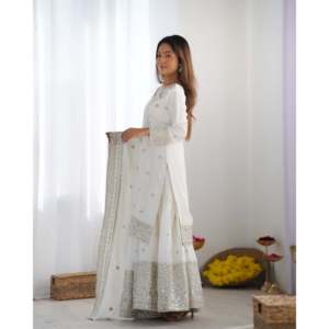 Beau Top-Ensemble Plazzo et Dupatta avec broderie Séquence Travail Taille XL - Product Image 5