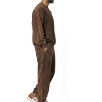 Ensemble sweat-shirt et jogging effet délavé pour homme, tenue confortable pour la gym, les tenues décontractées et le style streetwear quotidien.