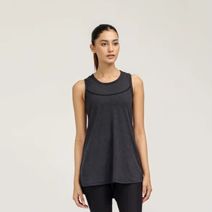 Camiseta sin mangas de punto para mujer, color negro sólido, cuello redondo, transpirable, estilo casual, corte regular - Product Image 3