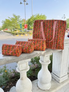 Sac fourre-tout bohème en velours matelassé, couleur unie, grande capacité, ouverture par le haut, fermeture éclair, doublure en coton, pour l'été et la plage, pour femme - Product Image 3