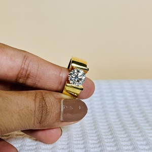 Anillo de Diamante Cultivado en Laboratorio con Corte Brillante para Hombre, Certificado IGI, Oro Amarillo de 14k, Regalo de Compromiso, Aniversario o Fiesta, Estilo Clásico - Product Image 1