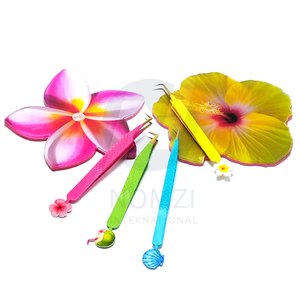 ที่หนีบขนตาปลอมรุ่นใหม่ล่าสุด ลายดอกชบา สำหรับต่อขนตา  ถาดแก้วสำหรับเก็บขนตาปลอม อุปกรณ์เสริมความงาม - Product Image 2