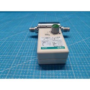 Vanne de régulation de fluide CKD FGL11-X0029, utilisée telle qu'elle est, pièces d'équipement semi-conducteur Legacy - Product Image 2