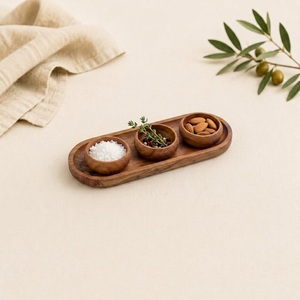 Ensemble de service pour condiments en bois éco-responsable fait main avec 3 bols et plateau rectangulaire, plateau à trempettes en bois d'acacia de qualité supérieure à vendre - Product Image 5