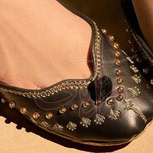 Chaussures Khussa pour femmes de qualité supérieure, design unique, semelle antidérapante, dessus en similicuir, options personnalisables en stock - Product Image 6