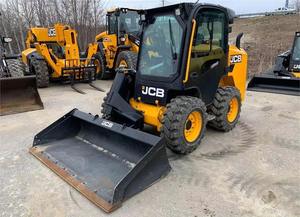 Excavatrice sur chenilles d'occasion de qualité professionnelle de 3 tonnes avec manettes de commande et cabine de sécurité fermée pour le développement de chantiers - Product Image 6