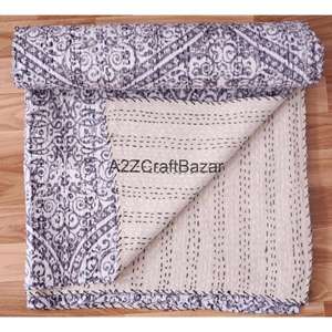 Couverture Kantha en coton biologique faite à la main avec rembourrage en coton, réversible, brodée, style vintage, écologique, pour la maison et l'hôtellerie - Product Image 4