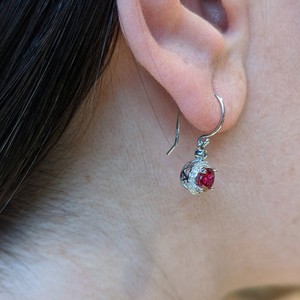 Pendientes de rubí con halo, de platino, joyería fina personalizada, pendientes de piedras preciosas de lujo, hechos a mano, hechos a pedido, de alta calidad - Product Image 4