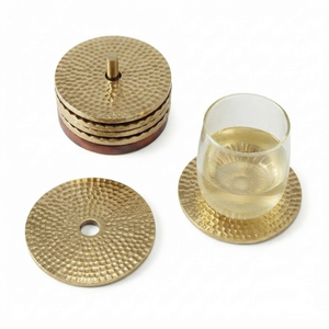 Ensemble de sous-verres en métal martelé avec logo personnalisé OEM, tapis et supports décoratifs pour tasses, articles de bar et de table, fournitures pour la décoration intérieure en gros et cadeaux - Product Image 1