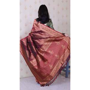 Saris et robes élégantes en soie douce maroon Elite Weaves, tissées Bandhani Leheriya Zari - Product Image 4