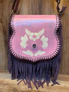 Bolso bandolera de cuero genuino hecho a mano con flecos |   Bolso de Hombro Estilo Western con Diseño Floral Rosa, Hecho a Mano, para Mujer - Product Image 2