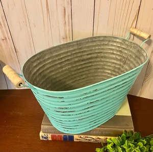 Maceta Decorativa de Metal Galvanizado Verde, Ideal para Jardines, Espacios Públicos, Parques y Paisajes del Hogar, de la India - Product Image 2