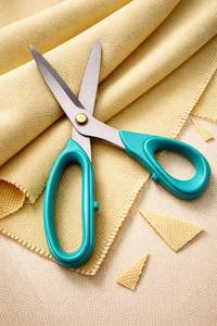 Ciseaux de tailleur avec poignée en plastique et lame en acier inoxydable Ciseaux de couture en tissu et tissu tranchant - Product Image 6