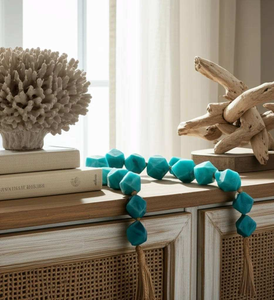 Guirlande de perles en résine de haute qualité, artisanale, personnalisable, ambiance luxueuse - Product Image 1