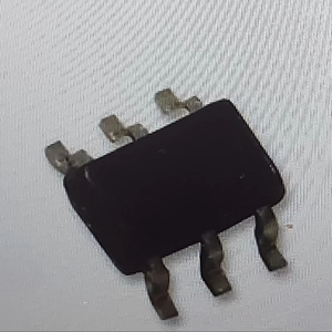 Generador de Pulsos 00705 MA, Dispositivos Analógicos, Monostable, Borde Ascendente/Reactivivación, 2.25 V 5.5 V -40 125C TSOT-23-6 PH - Product Image 1