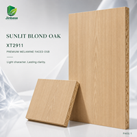 Panneau de bois aggloméré orienté (OSB) mélaminé Jinbase SXT2911 Blond Chêne Soleil 18mm E0 1220x2440mm pour meubles et menuiseries