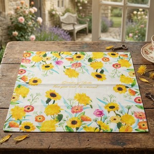 [K-ESSENTIALS] Bandana pour femme à fleurs jaunes, coton des années 60, 50x50cm, mouchoir carré doux et réutilisable - Product Image 1