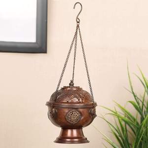 Brûleur d'encens suspendu R HANDICRAFT en cuivre style antique, pour cônes, Dhoop et Loban, 4 motifs, Encens Triple Lune - Product Image 2