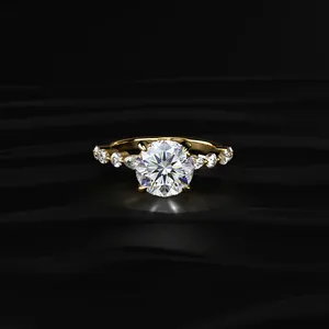 Anillo solitario de diamante de corte redondo con diamantes marquise y redondos, anillo de diamante único, anillo de diamante certificado por IGI, claridad VVS-VS - Product Image 2