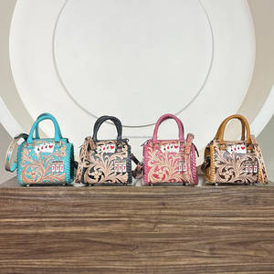 Bolso de Viaje de Cuero Genuino Hecho a Mano, Diseño Floral Jackpot 777, Bolso Bandolera de Moda para Mujer - Product Image 2