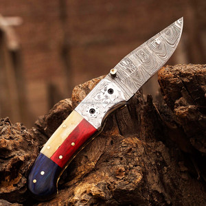 Couteau pliant utilitaire en acier Damas fait main de qualité industrielle UA Supplies, lame à pointe clip, manche drapeau USA, ouverture par glissement - Product Image 2