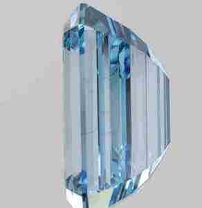 Diamant de laboratoire 2 carats, bleu vif fantaisie, taille émeraude, certifié IGI, clarté VS1, aspect naturel excellent, percé au laser - Product Image 3