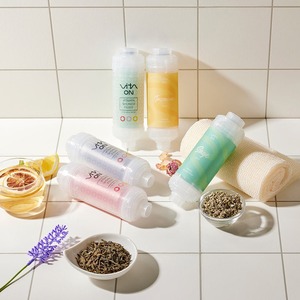 Filtre de Douche Purificateur d'Eau VITA ON b – Matériaux de Haute Qualité, Formule de Filtration Fiable, Kit d'Aide au Choix - Product Image 1