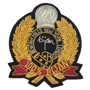 Insignias de fieltro bordadas a mano personalizadas hechas de lingotes de 7cm de largo de forma redonda para coser para chaquetas, chaquetas y abrigos - Product Image 1