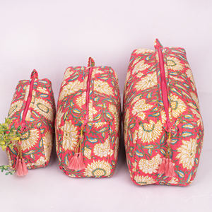 Pochette de maquillage réutilisable à imprimé floral de style bohème, écologique, pour voyage multifonction, avec fermeture éclair, organiseur de cosmétiques durable - Product Image 1