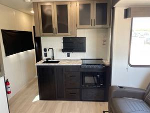 Nuevo 2026 F-o-r-e-s-t R-i-v-e-r W-o-l-f P-a-c-k 27-12.5 - Product Image 5