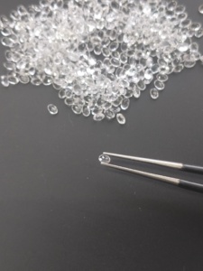 Topacio Blanco Natural 3x2MM Corte Ovalado, Gema Suelta de la Mejor Calidad para la Fabricación de Joyas - Product Image 1