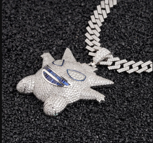 จี้สร้อยคอรูปผีประดับเพชรโมอิสซาไนต์แบบกำหนดเองจาก Custom Luxira Jewels ชุบเงิน ดีไซน์การ์ตูน สไตล์ฮิปฮอป เครื่องประดับสำหรับทุกเพศ เหมาะสำหรับเป็นของขวัญในงานปาร์ตี้ - Product Image 3