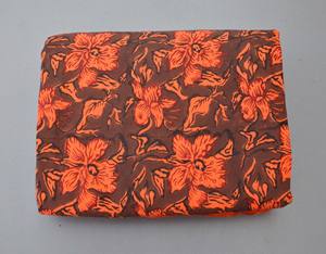 Tissu en coton imprimé à la main style Jaipuri pour la confection de robes et la décoration intérieure, tissu à coudre et bien plus encore. - Product Image 6