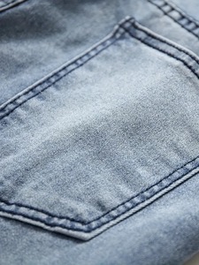Salopette en jean pour homme, coupe slim, taille haute, déchirée et usée, style décontracté, en coton tissé, collection printemps - Product Image 5