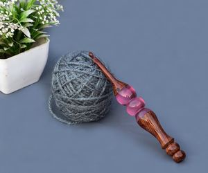 Handmade Wooden <b>Crochet</b> <b>Hook</b> With Purple Resin Handle <b>crochet</b> <b>hooks</b> Sewing tools Oval Shape Smooth Finish For Needlework - Product Image 3