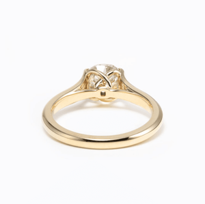 Bague de fiançailles en diamant de laboratoire certifié 2 carats taille coussin 'Old Mine Cut', artisanale, en or rose, avec certificat IGI, bijoux fins - Product Image 3