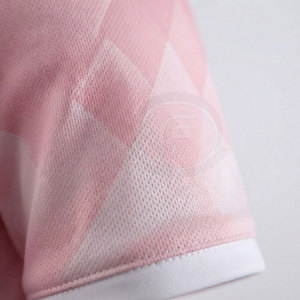 Ensemble de maillots et shorts de football respirants de haute qualité avec ceinture élastique, design unisexe, service OEM pour les matchs de compétition - Product Image 6