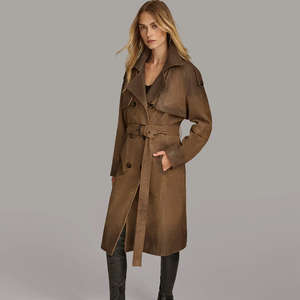 Nouvelle veste varsity en cuir véritable de peau de mouton de haute qualité pour femmes, grande taille, respirante, teinte unie, écologique, matelassée et finie - Product Image 2