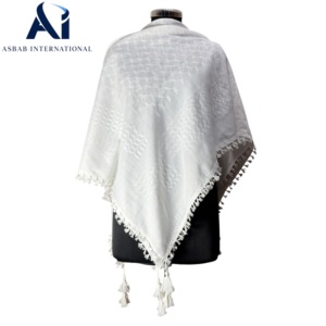 Vente en gros de Ghutra blanche, foulard Arafat, foulard arabe traditionnel, pour les pays du Golfe (EAU, Qatar, Koweït, Bahreïn), fournisseur en gros de Shemagh et Yashmagh - Product Image 4