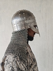 Casco de Armadura Vikinga Hecho a Mano en Acero Suave con Malla Metálica, Disfraz de Caballero para Adultos, Ideal para Cosplay, Eventos y Fiestas de Halloween - Product Image 4