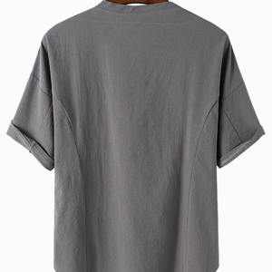 T-shirt homme avec logo brodé personnalisé, t-shirt surdimensionné personnalisé en coton, impression sérigraphique, t-shirts graphiques pour homme - Product Image 4