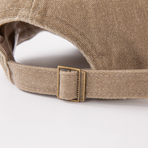 หมวกเบสบอลแบบมีรู ดีไซน์ทันสมัยสไตล์เรโทร พร้อมดีเทลขาดแบบเท่ๆ เหมาะสำหรับใส่ลำลอง สตรีทแวร์ - Product Image 4