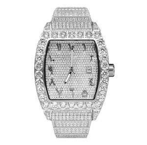 Montre automatique en acier pour homme et femme, style hip-hop, avec diamant moissanite de couleur D, taille ronde, pureté VVS et fonction date - Product Image 1