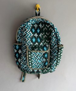 Mochila con patrón geométrico, mochila suave de 15 pulgadas, múltiples bolsillos, cierre de cremallera, mochila unisex para el día a día, material de poliéster, regalo - Product Image 1