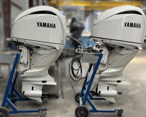 Motor fueraborda industrial OEM/ODM F300XCB2 de 300 HP, V6, 4.2L, eje de 25 pulgadas con 3 años de garantía, origen AE - Product Image 2