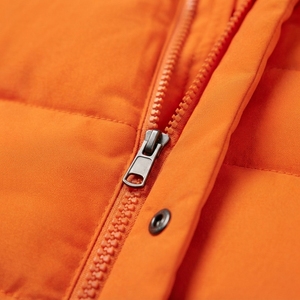 เสื้อแจ็คเก็ตบุผ้านวมมีฮู้ดสำหรับผู้ชายระดับพรีเมียม รับผลิตแบบ OEM ODM เสื้อผ้ากันหนาวสำหรับฤดูหนาว - Product Image 6